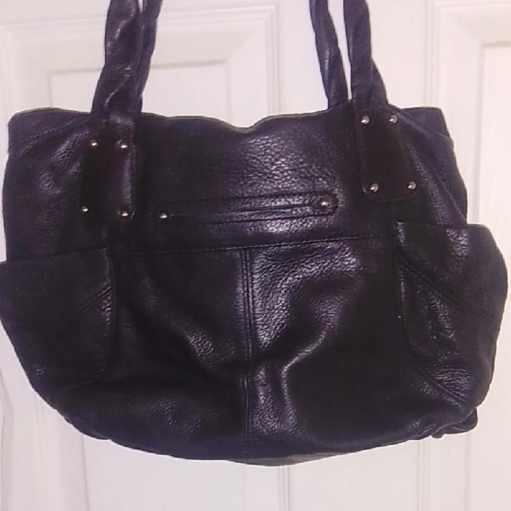 B. Makowsky Black Leather Shoulder Bag - Picture 2 of 10